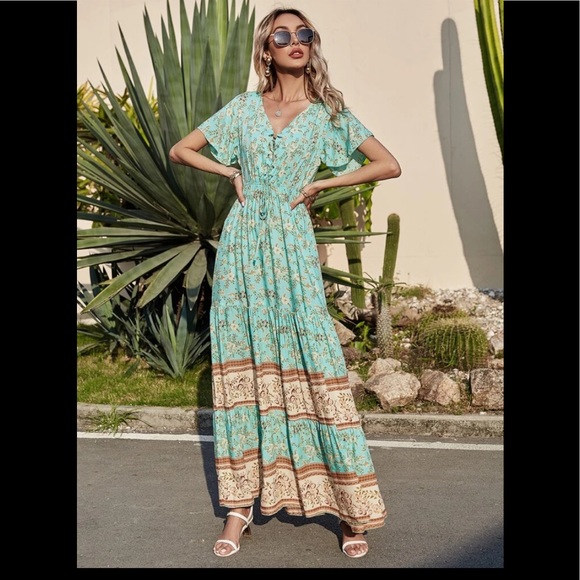 SOLD SOLD SOLD 🌸🛍🌸 Beautiful Boho long flowing dress - Picture 5 of 11